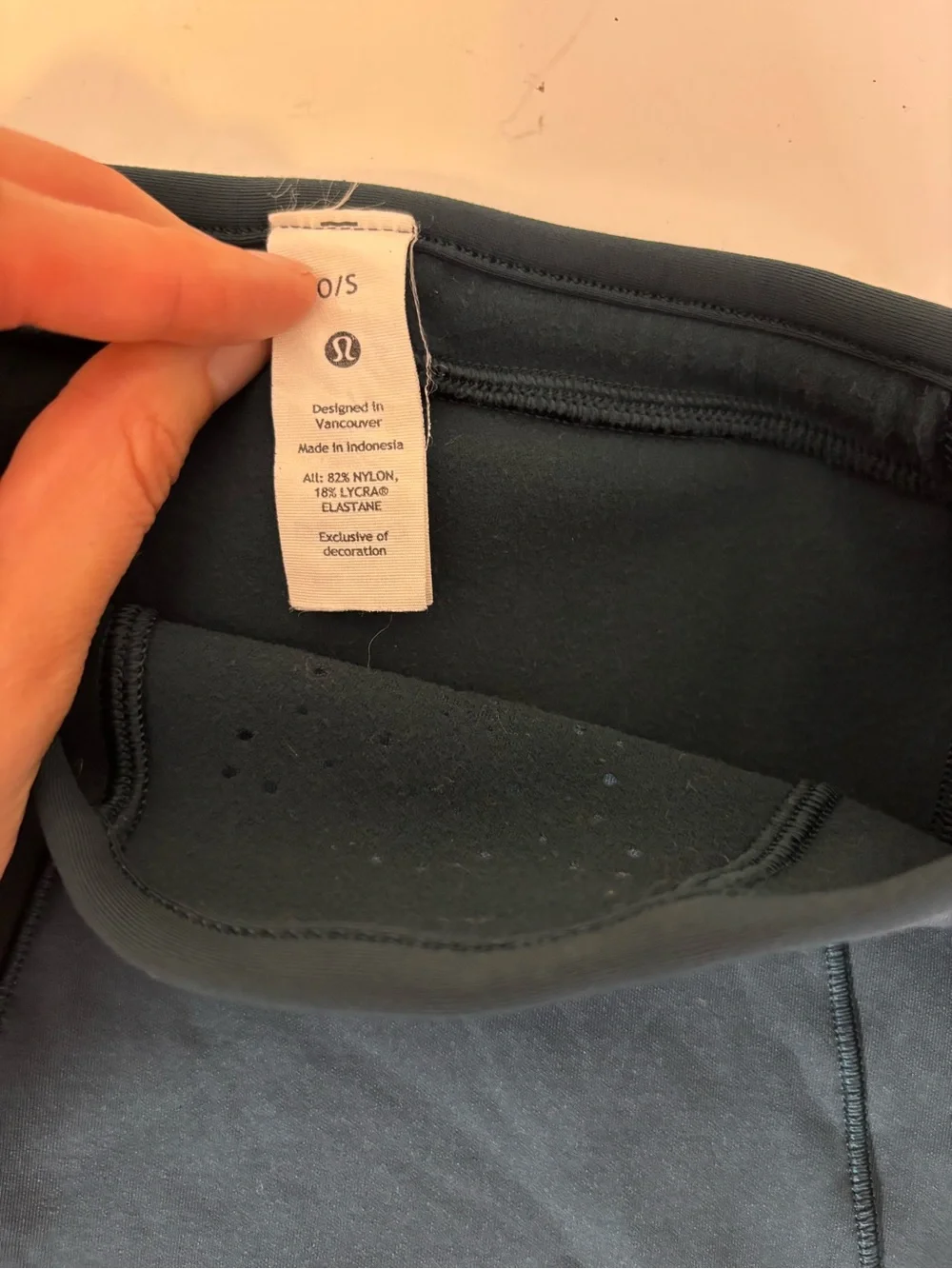 lululemon athletica Dark Teal Performance Neck Warmer Women’s One Size
